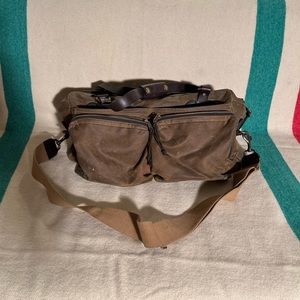 Filson 48 Hour Bag, Tin Cloth, Dark Tan